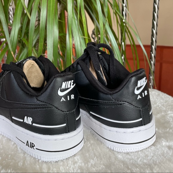 ‼️SOLD‼️ Nike Air Force 1 LV8 3 - Black, Black, White - Picture 9 of 14